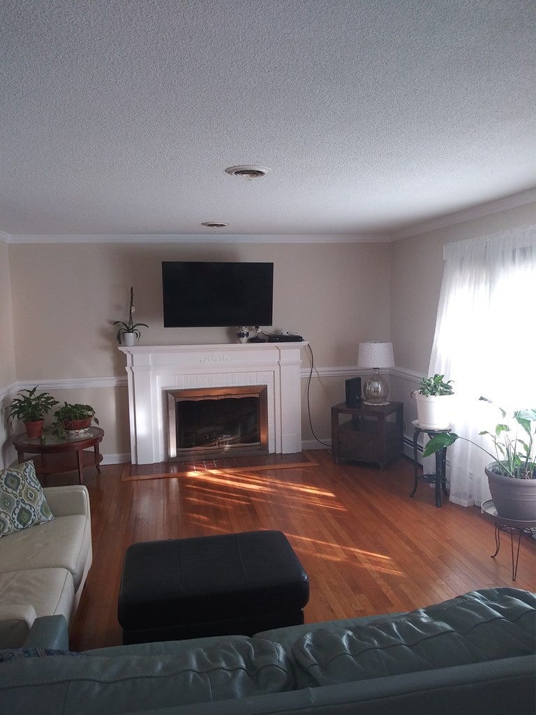 1417 Chatham Road Waynesboro, VA 22980 - Photo 6 of 28 Gallery Image 6