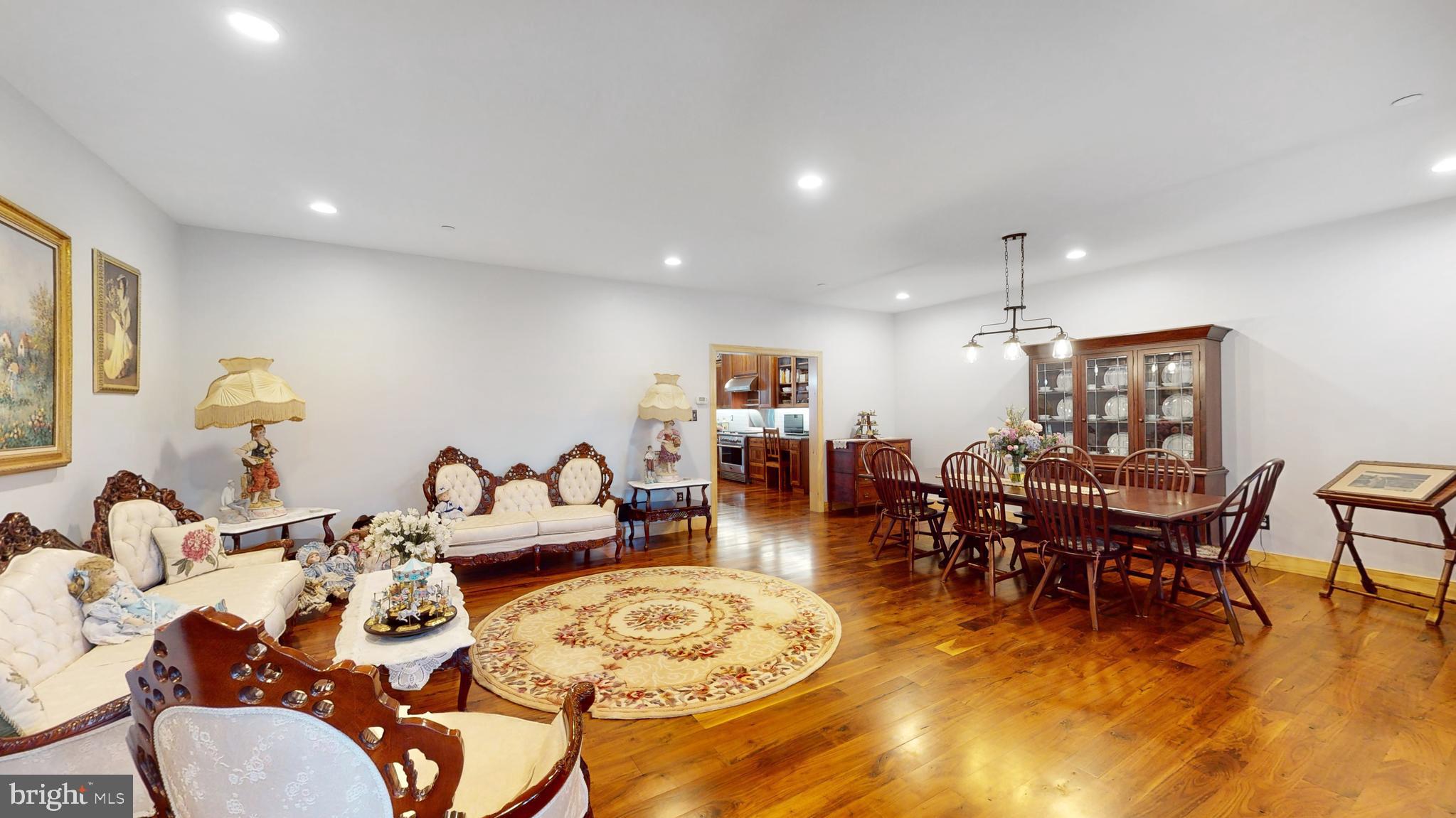 901 Crum Creek Road Springfield, PA 19064 - Photo 15 of 116 Level 2 living room.