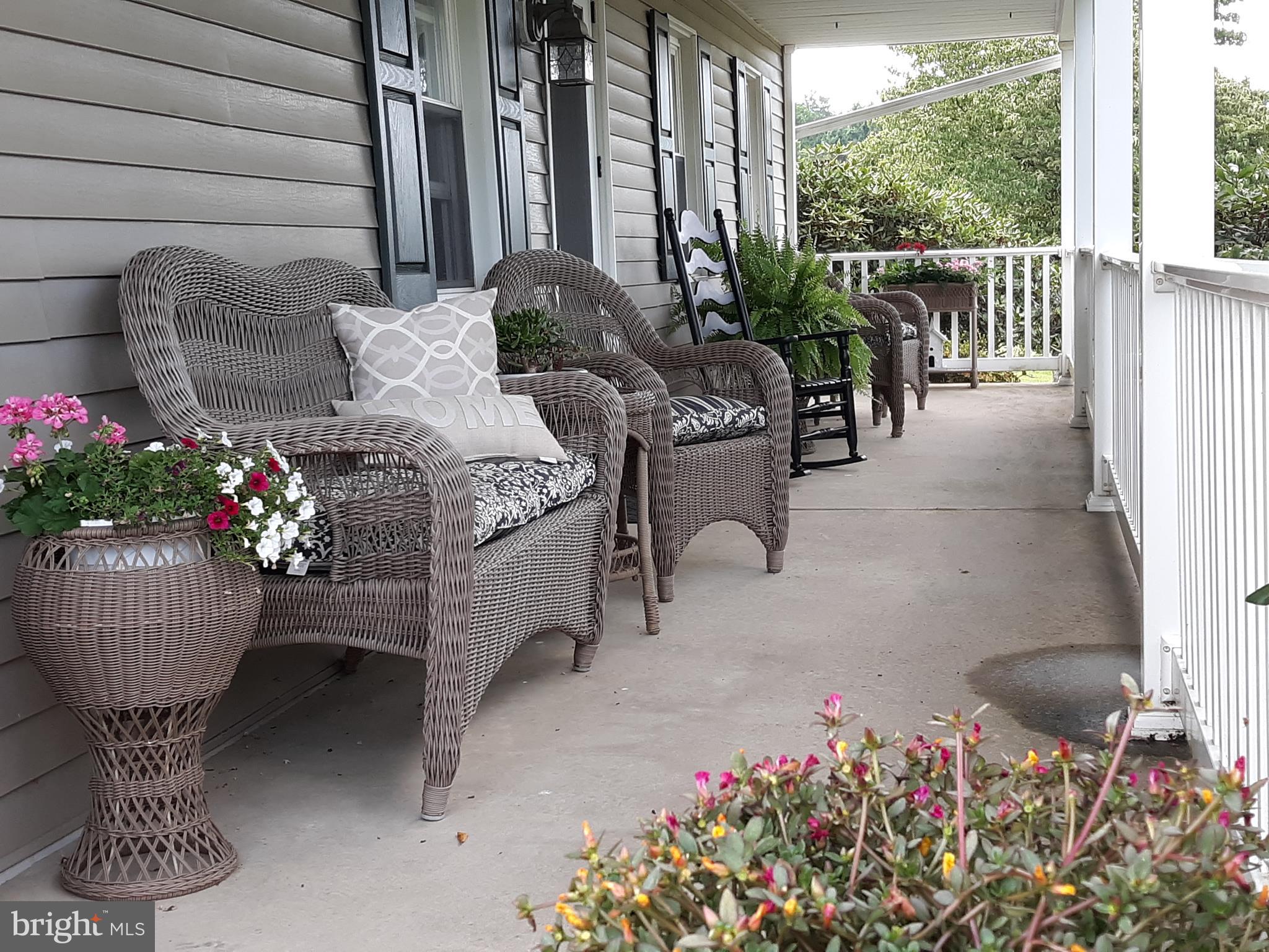 510 Windsor Road York, PA 17402 - Photo 4 of 41 Gallery Image 4