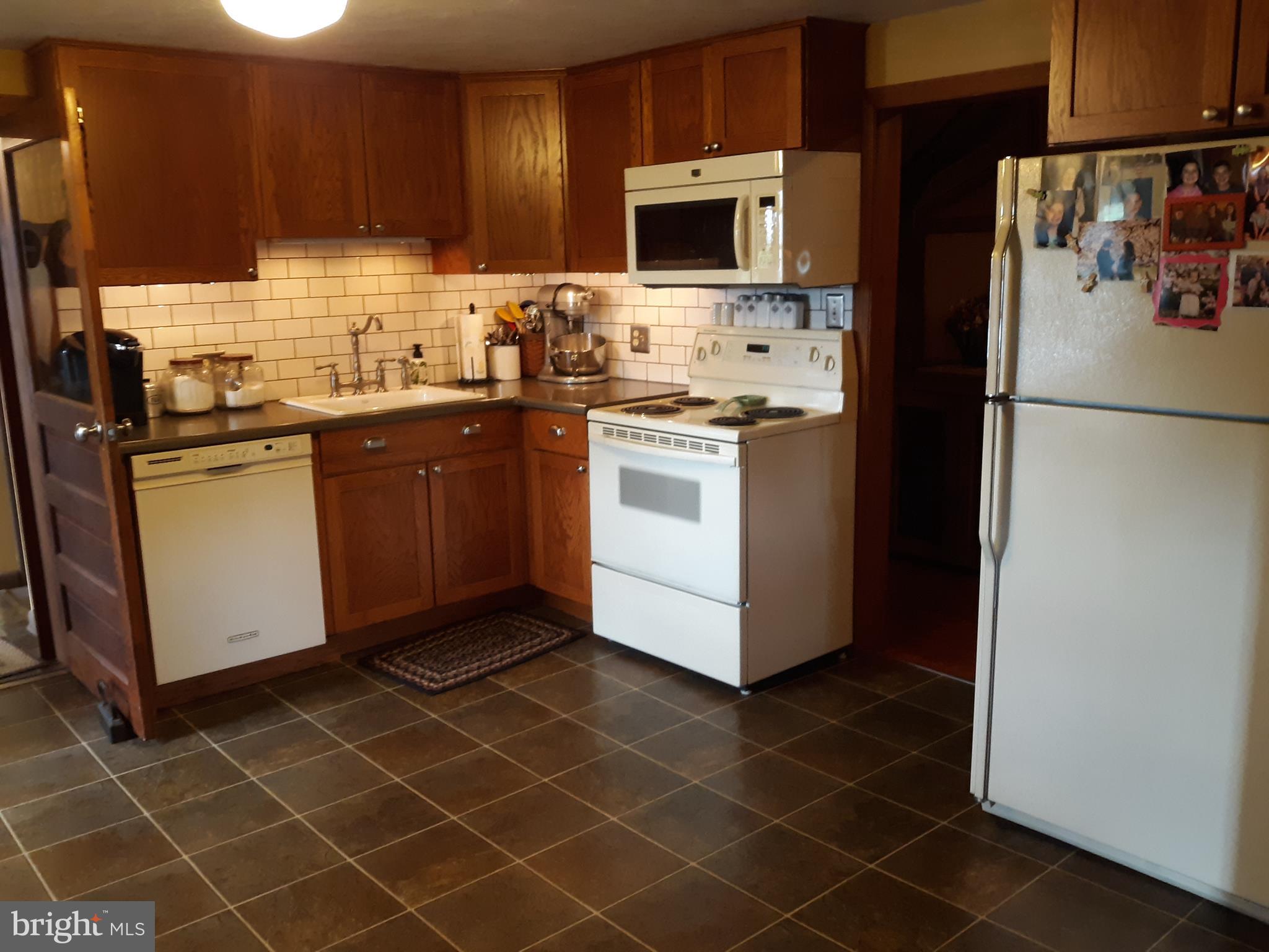 510 Windsor Road York, PA 17402 - Photo 32 of 41 Gallery Image 32