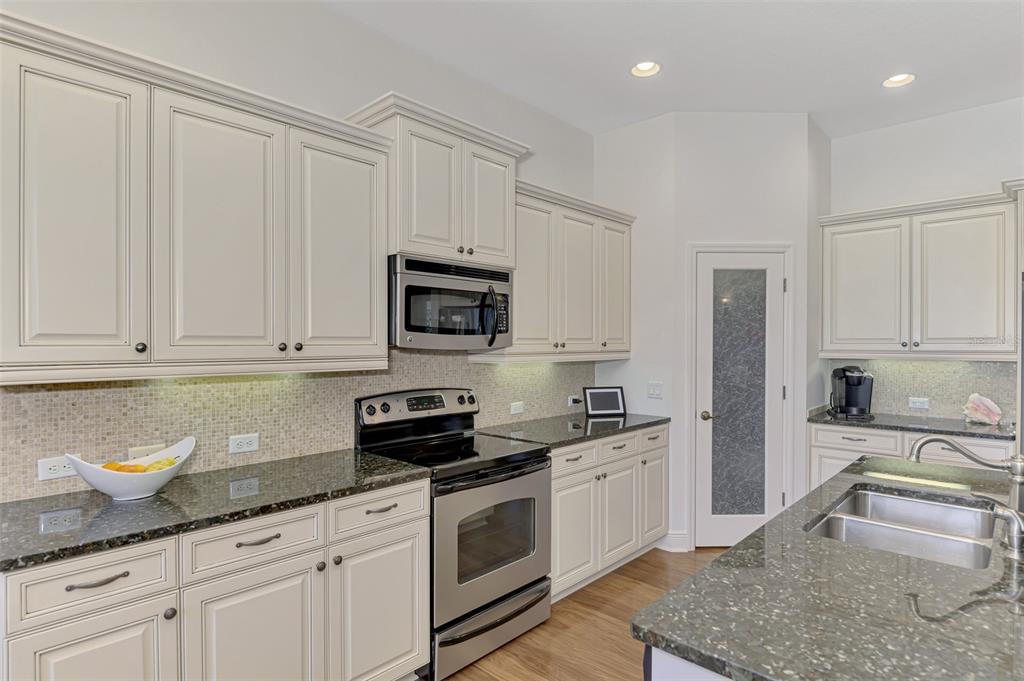 539 Sawgrass Bridge Road Venice, FL 34292 - Photo 25 of 56