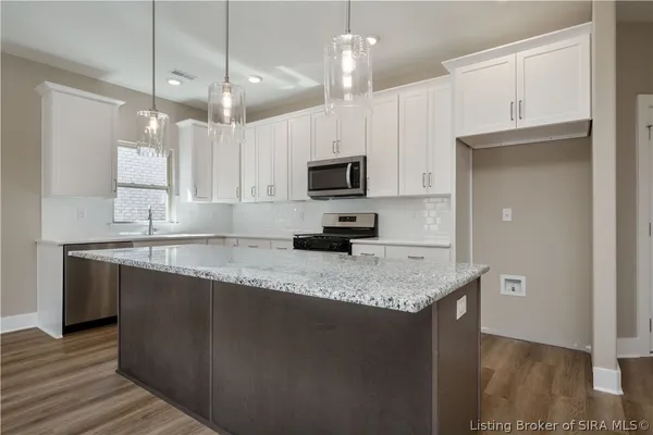 $319,900 | 7834 Linwood Circle, Charlestown, IN 47111