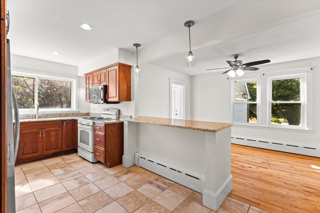 52 Garfield Street Acushnet, MA 02743 - Photo 13 of 42