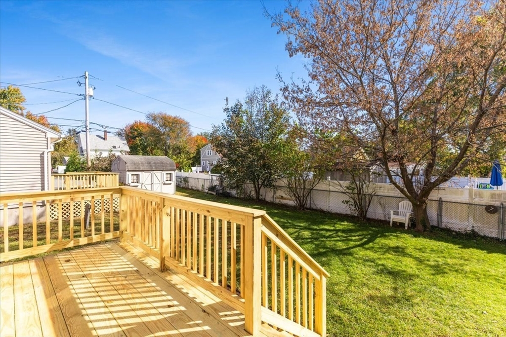 52 Garfield Street Acushnet, MA 02743 - Photo 17 of 42