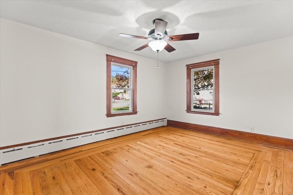 52 Garfield Street Acushnet, MA 02743 - Photo 19 of 42