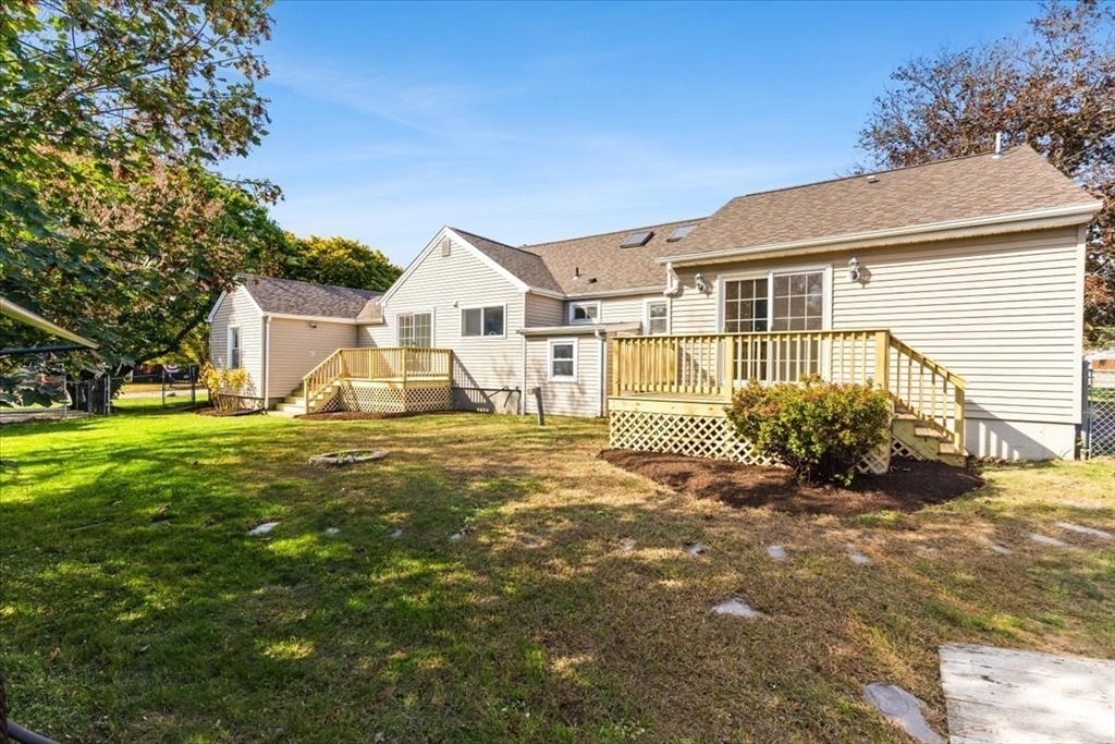 52 Garfield Street Acushnet, MA 02743 - Photo 34 of 42