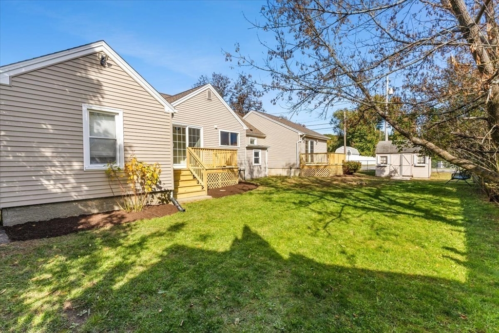 52 Garfield Street Acushnet, MA 02743 - Photo 37 of 42