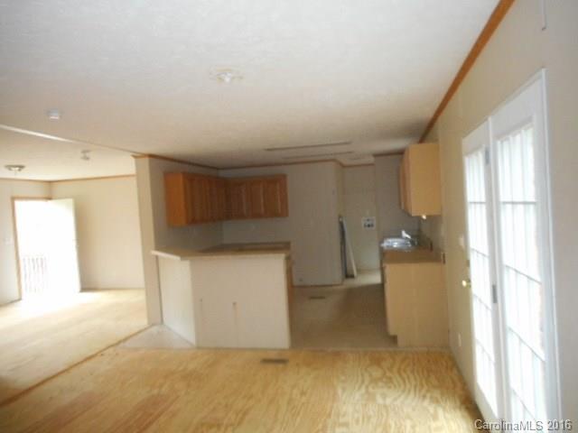 134 Ruff Acres Ln Mill Spring Mill Spring, NC 28756 - Photo 4 of 10