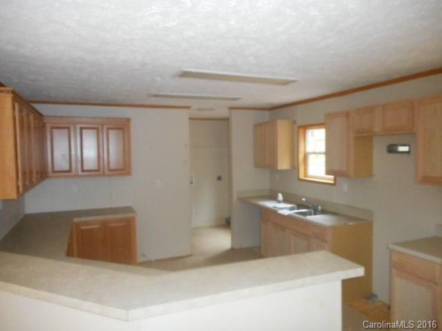 134 Ruff Acres Ln Mill Spring Mill Spring, NC 28756 - Photo 5 of 10