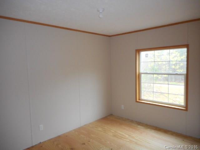 134 Ruff Acres Ln Mill Spring Mill Spring, NC 28756 - Photo 6 of 10