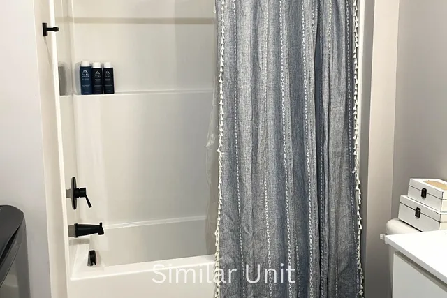 $2,500 | 303 Dunbar Street, Unit 418, Manchester, NH 03103