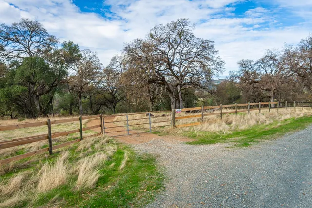 $199,000 | 21694 Cricket Drive, Grass Valley, CA 95949