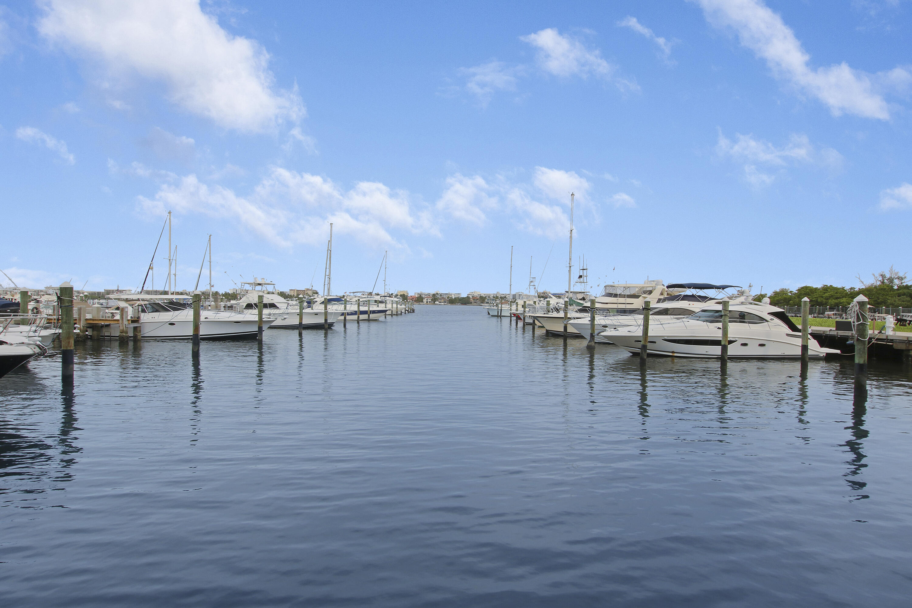 806 East Windward Way, Unit 410 Lantana, FL 33462 - Photo 28 of 33 a view of ocean view
