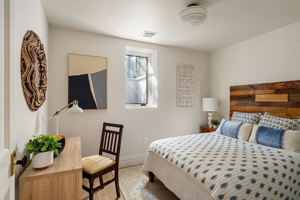 67 Inman Street Cambridge, MA 02139 - Photo 23 of 27