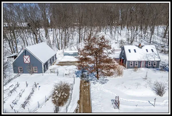 $419,900 | N5016 Depot Road, New London, WI 54961