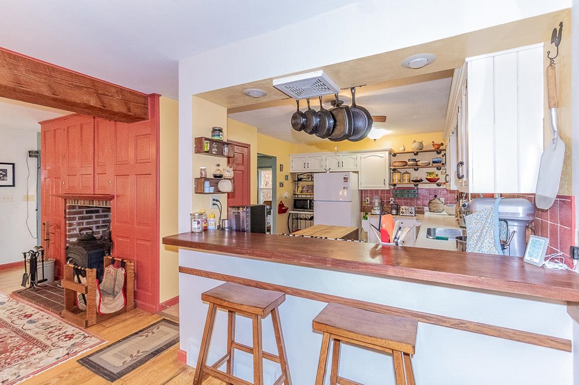 N5016 Depot Road New London, WI 54961 - Photo 13 of 76