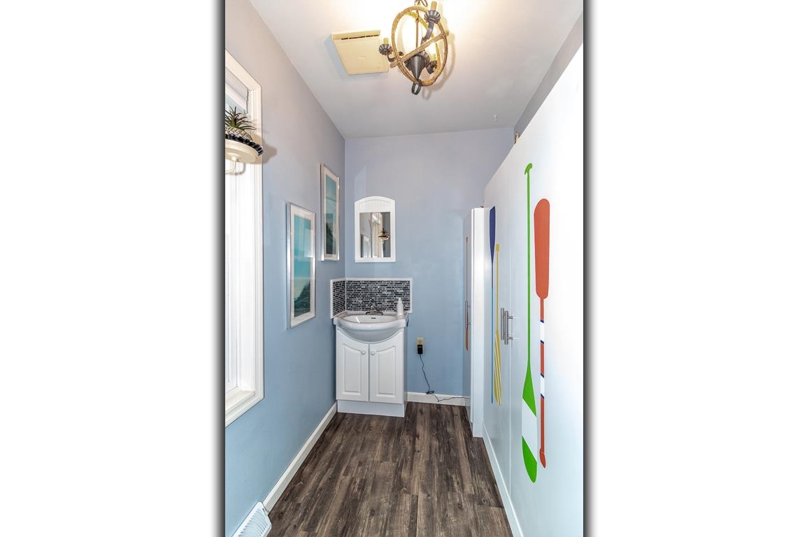 N5016 Depot Road New London, WI 54961 - Photo 23 of 76