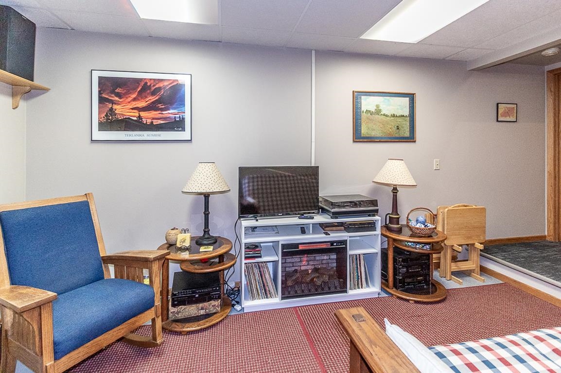 N5016 Depot Road New London, WI 54961 - Photo 34 of 76