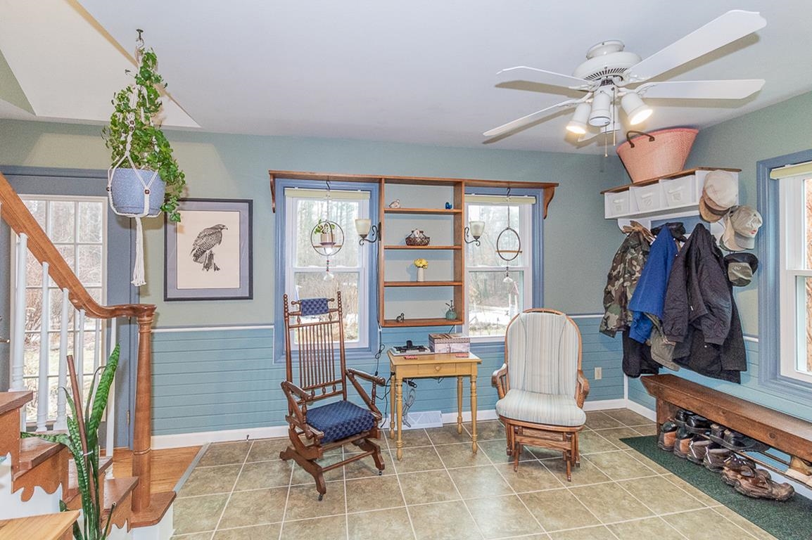 N5016 Depot Road New London, WI 54961 - Photo 4 of 76