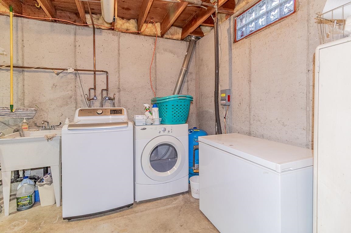 N5016 Depot Road New London, WI 54961 - Photo 41 of 76