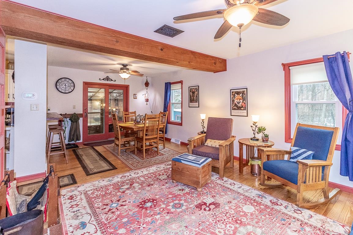 N5016 Depot Road New London, WI 54961 - Photo 8 of 76