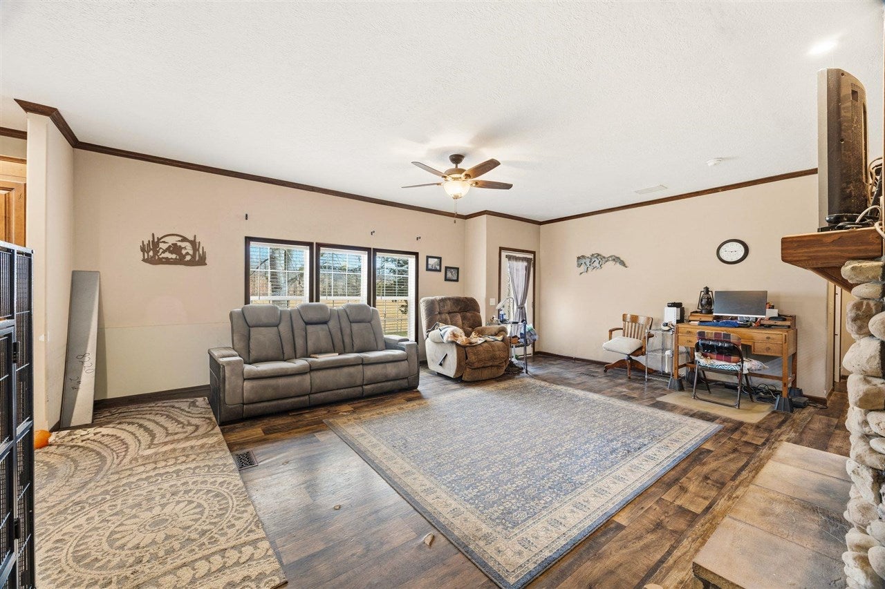 1893 Halltown Road Canmer, KY 42722 - Photo 24 of 32 Gallery Image 24