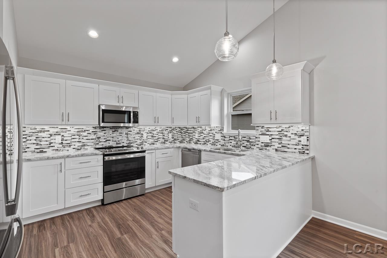 563 Ridge Lane Tecumseh, MI 49286 - Photo 19 of 38 50066988-18.JPG