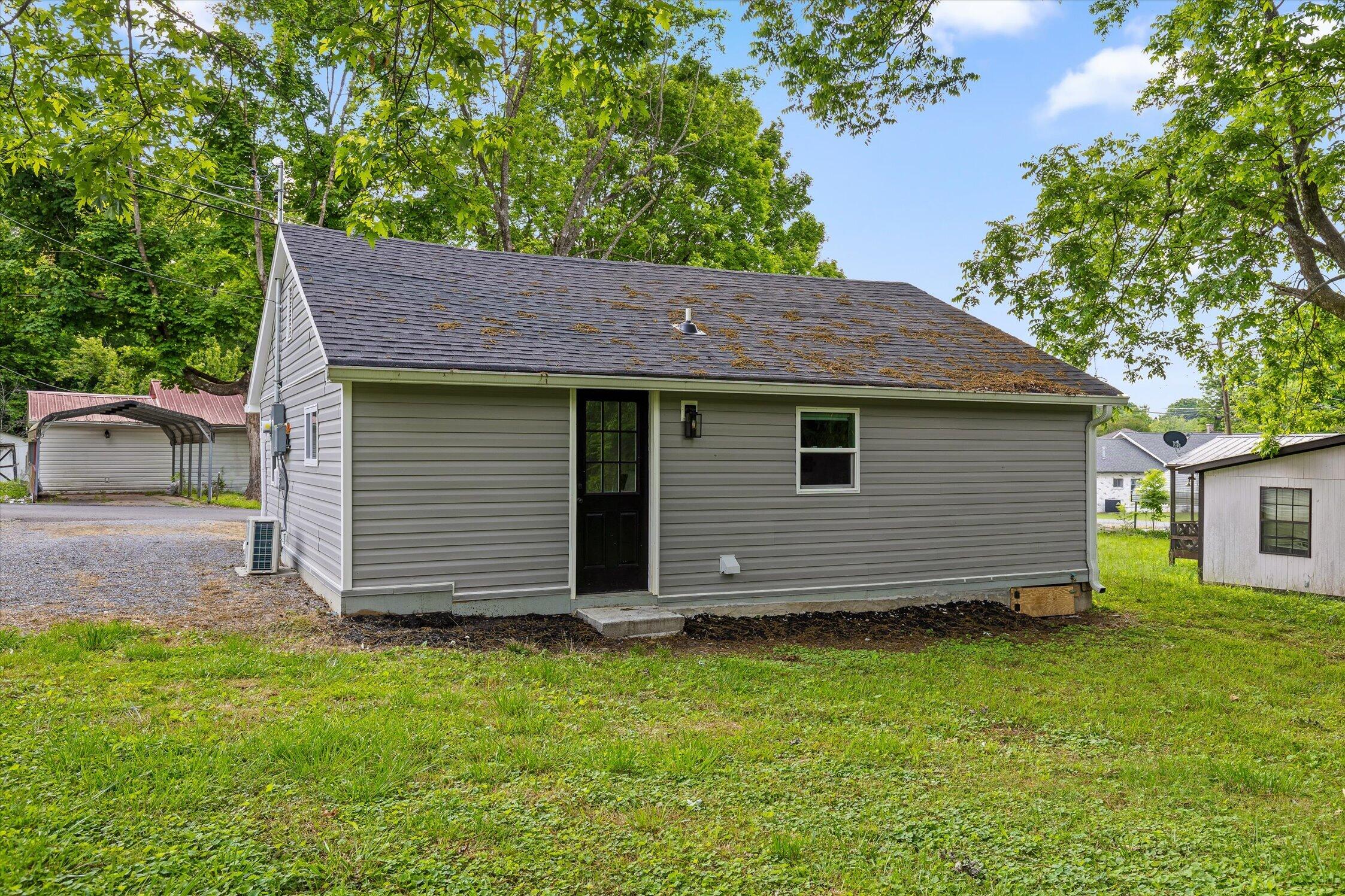 1510 Adams Street Athens, TN 37303 - Photo 27 of 32 05-Adams-5