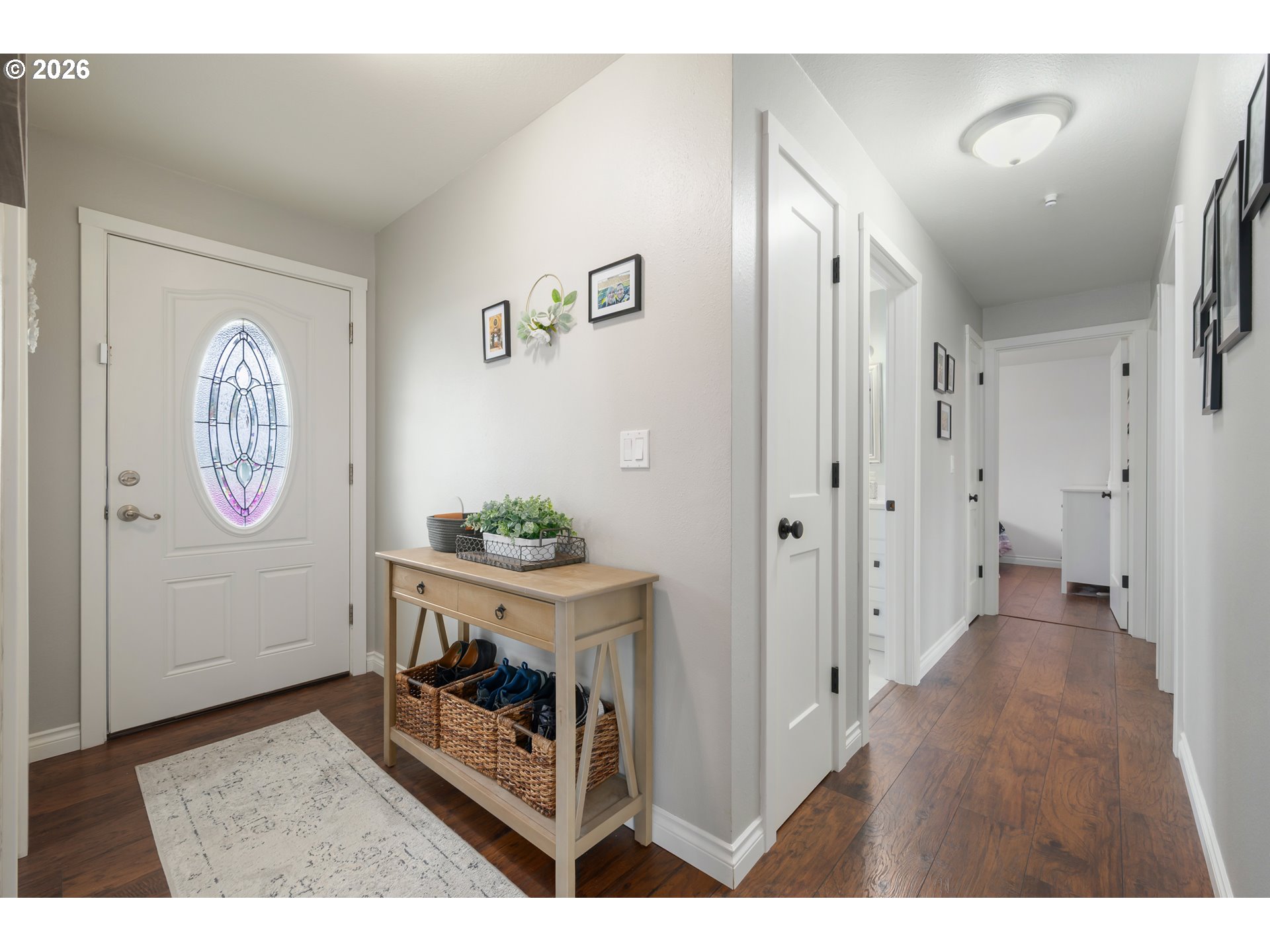 2463 Moore Street Eugene, OR 97404 - Photo 18 of 34 a view of a hallway with elevator