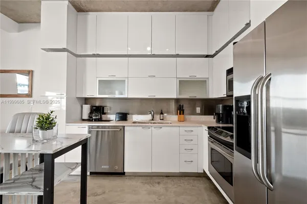 $2,900 | 234 Northeast 3rd Street, Unit 1704, Miami, FL 33132