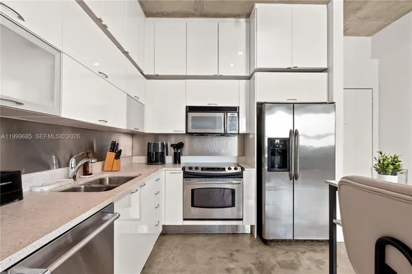 $2,900 | 234 Northeast 3rd Street, Unit 1704, Miami, FL 33132