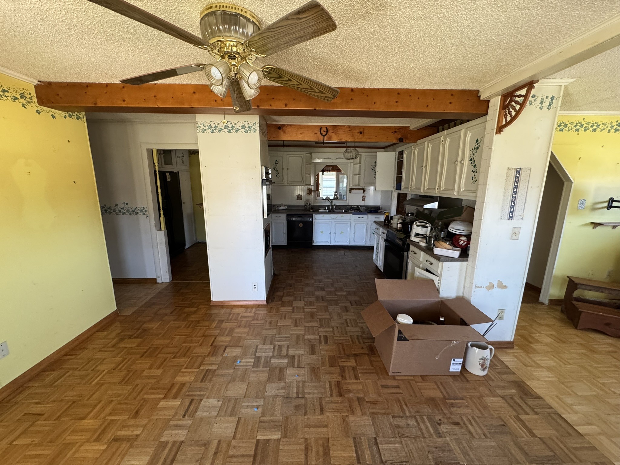 7415 Rock Creek Road Tullahoma, TN 37388 - Photo 11 of 27 a view of a hallway with workspace and a window