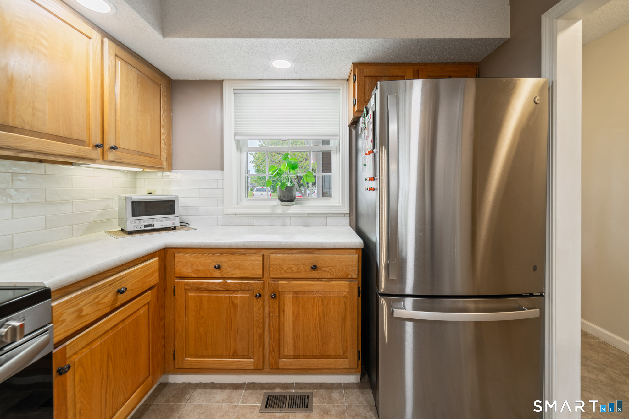 791 Long Hill Road, Unit E Middletown, CT 06457 - Photo 7 of 40