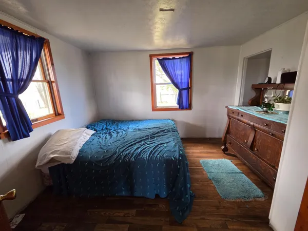 $279,900 | 9996 Bennington Pike, Vevay, IN 47043