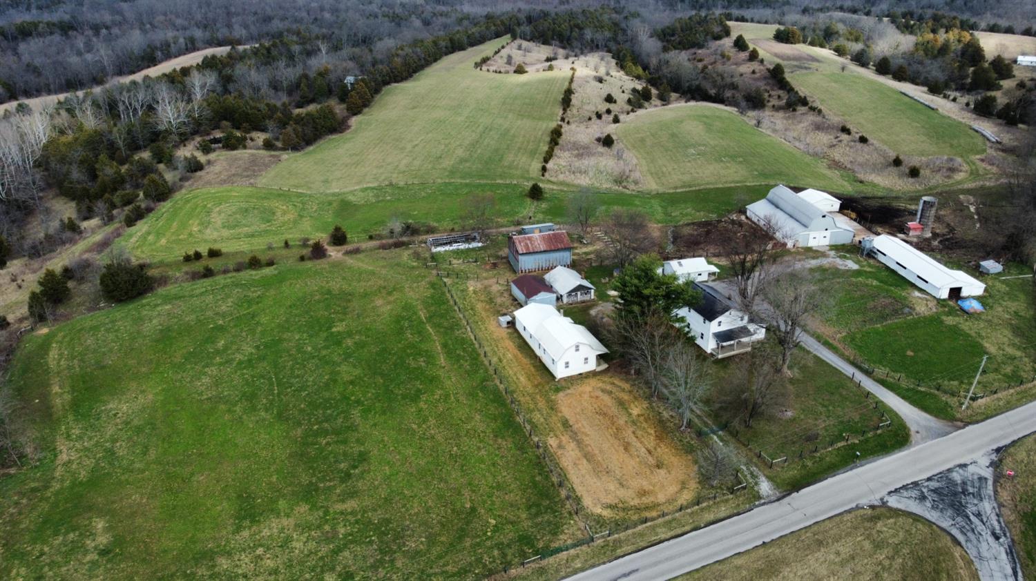 9996 Bennington Pike Vevay, IN 47043 - Photo 3 of 56