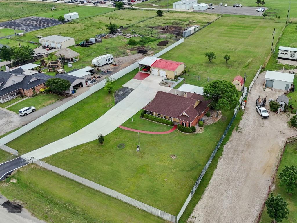 3087 Belz Road Sanger, TX 76266 - Photo 11 of 30