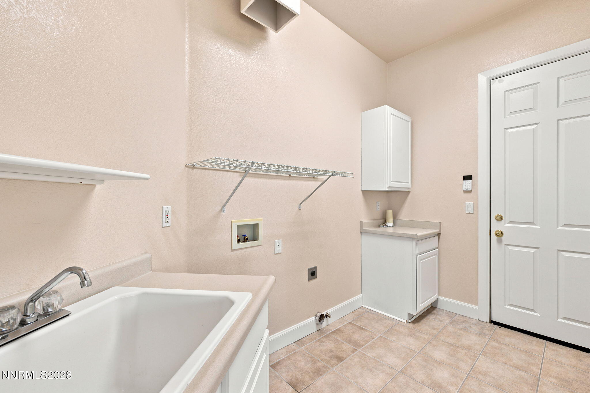 3385 Meridian Lane Reno, NV 89509 - Photo 44 of 70 205-web-or-mls-IMG_6097 (2)