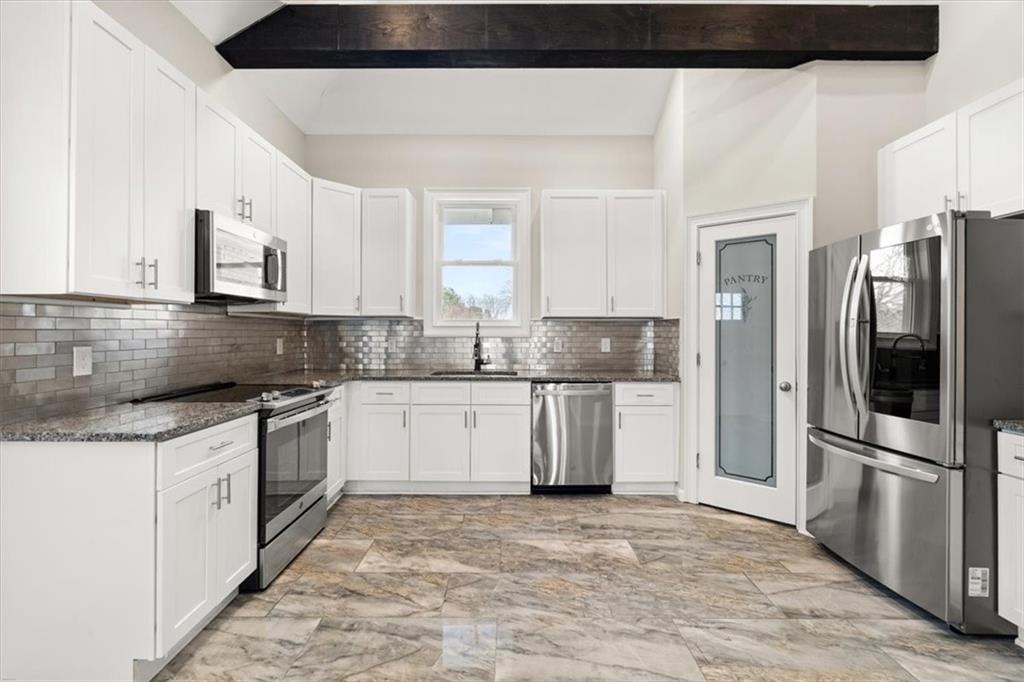 1394 Metropolitan Parkway Southwest Atlanta, GA 30310 - Photo 12 of 48