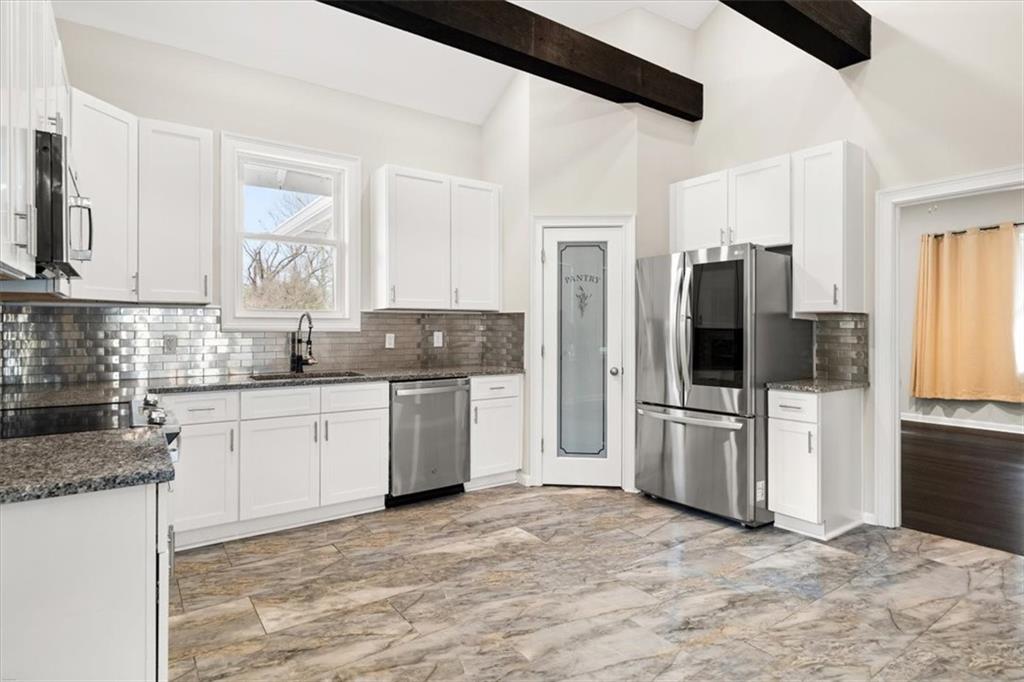 1394 Metropolitan Parkway Southwest Atlanta, GA 30310 - Photo 13 of 48