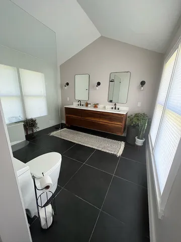 $3,650 | 2211 1/2 Pasadena Drive, Austin, TX 78757