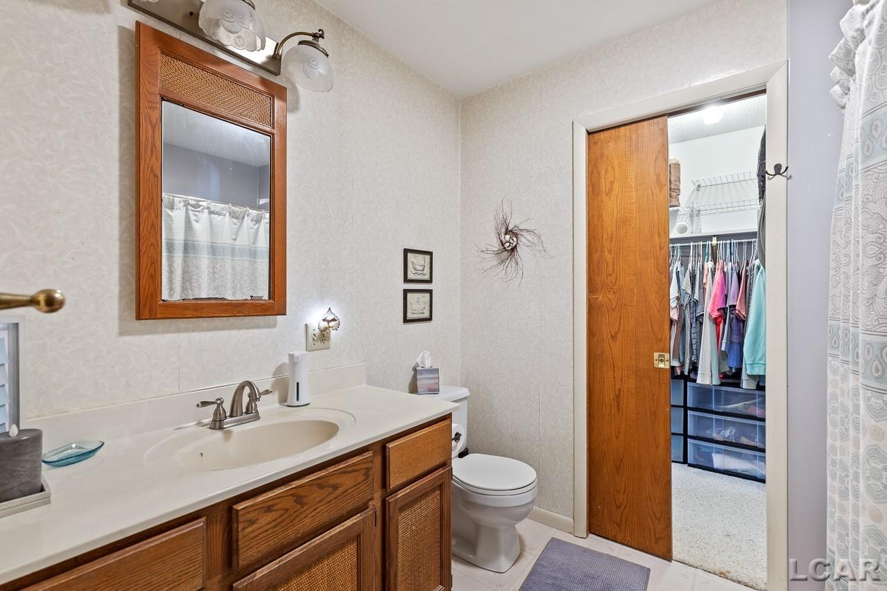 16155 Sheridan Road Clinton, MI 49236 - Photo 17 of 38