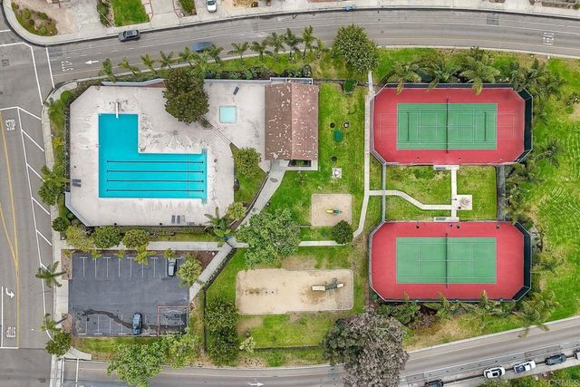 $878,000 | 1946 Misty Circle, Encinitas, CA 92024