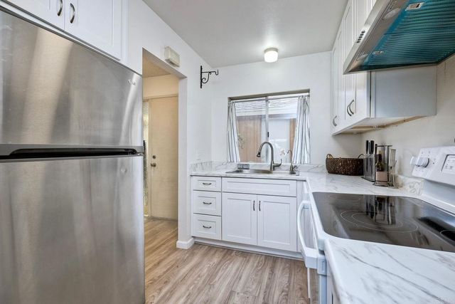 $878,000 | 1946 Misty Circle, Encinitas, CA 92024