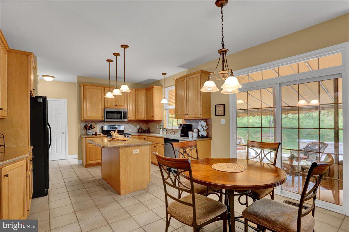 101 Great Bend Way Reading, PA 19608 - Photo 17 of 66