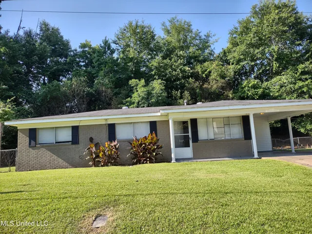 $1,195 | 6015 Oakland Heights Street, Meridian, MS 39307