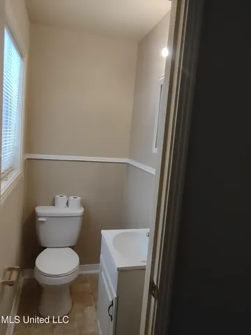 $1,195 | 6015 Oakland Heights Street, Meridian, MS 39307