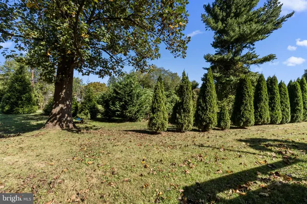 $798,995 | 15 Roy Lane, Huntingdon Valley, PA 19006