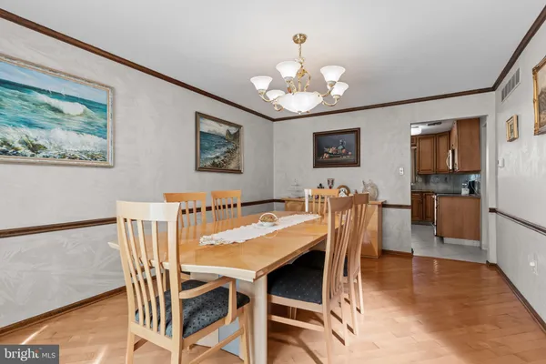 $798,995 | 15 Roy Lane, Huntingdon Valley, PA 19006