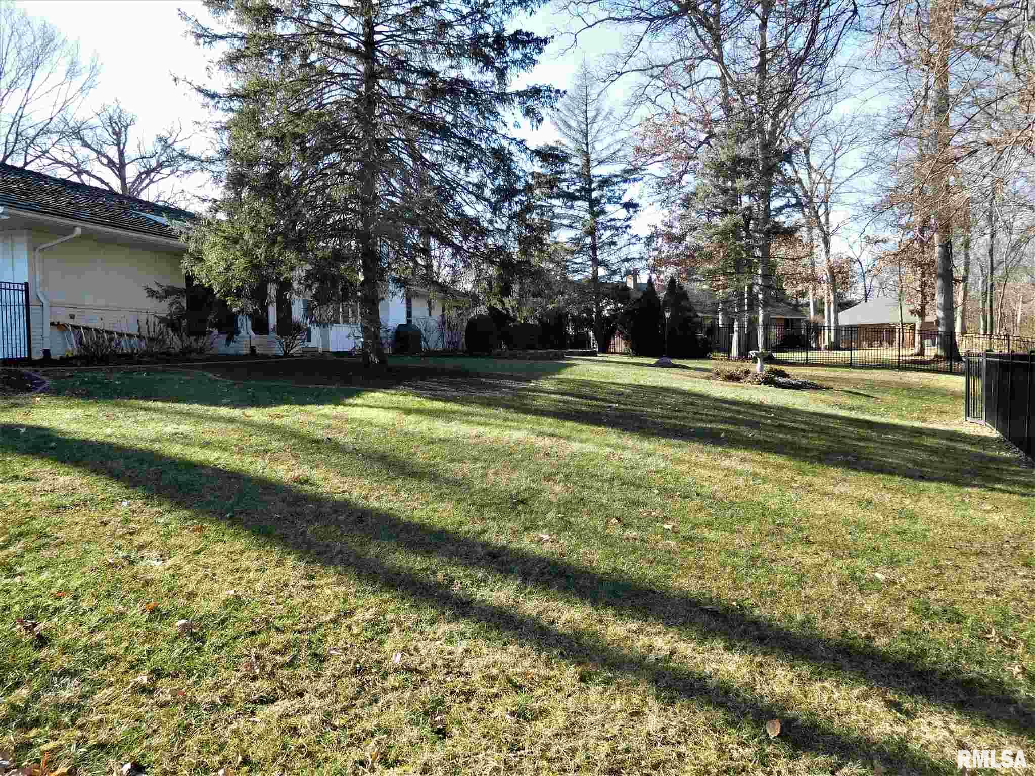 39 Waldheim Road Morton, IL 61550 - Photo 38 of 47 Gallery Image 38