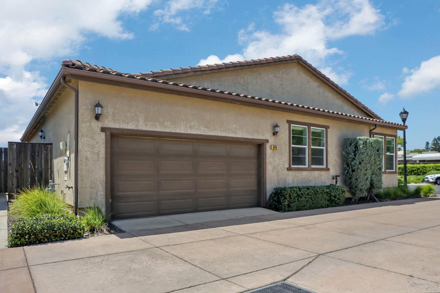 803 Riva Court Lodi, CA 95242 - Photo 7 of 37